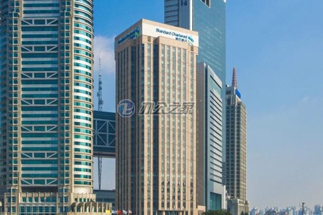 22"5月份，广州写字楼和商铺的供应量超过了公寓楼交易的需求量"