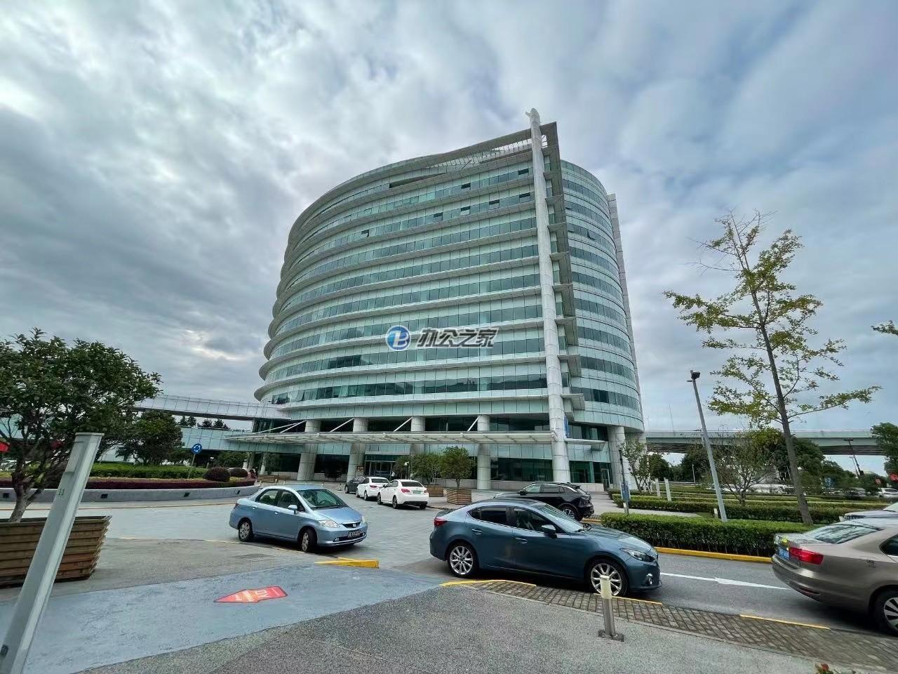22"高纬律师事务所预计，香港写字楼租金短期内反弹的可能性很低"
